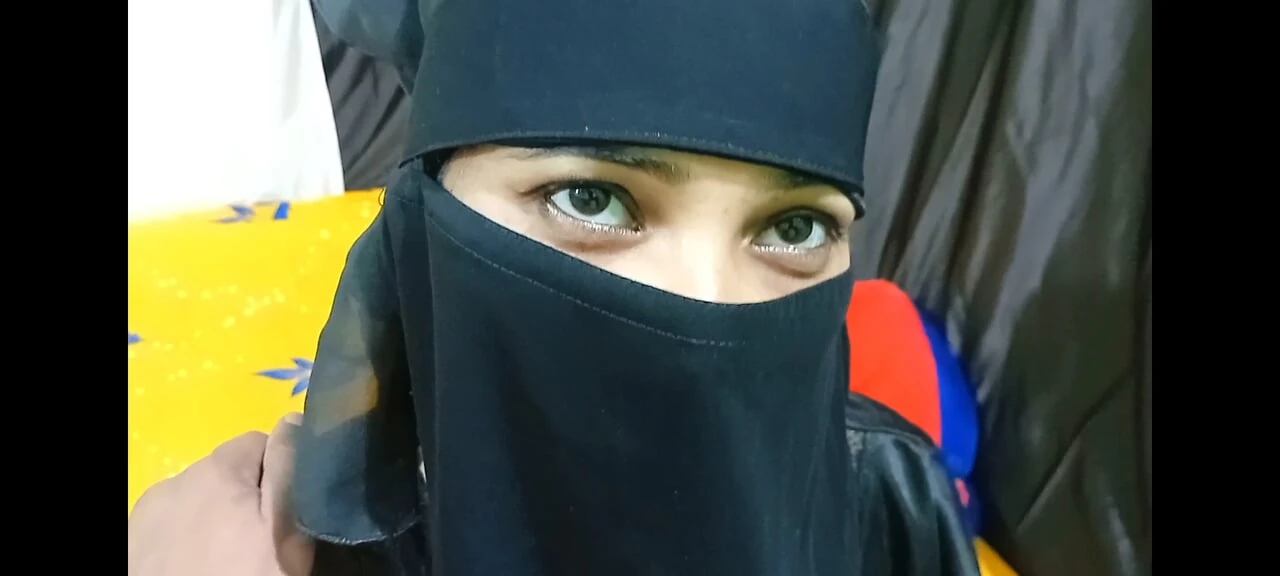 Friend’s Muslim wife called home and enjoyed and ass